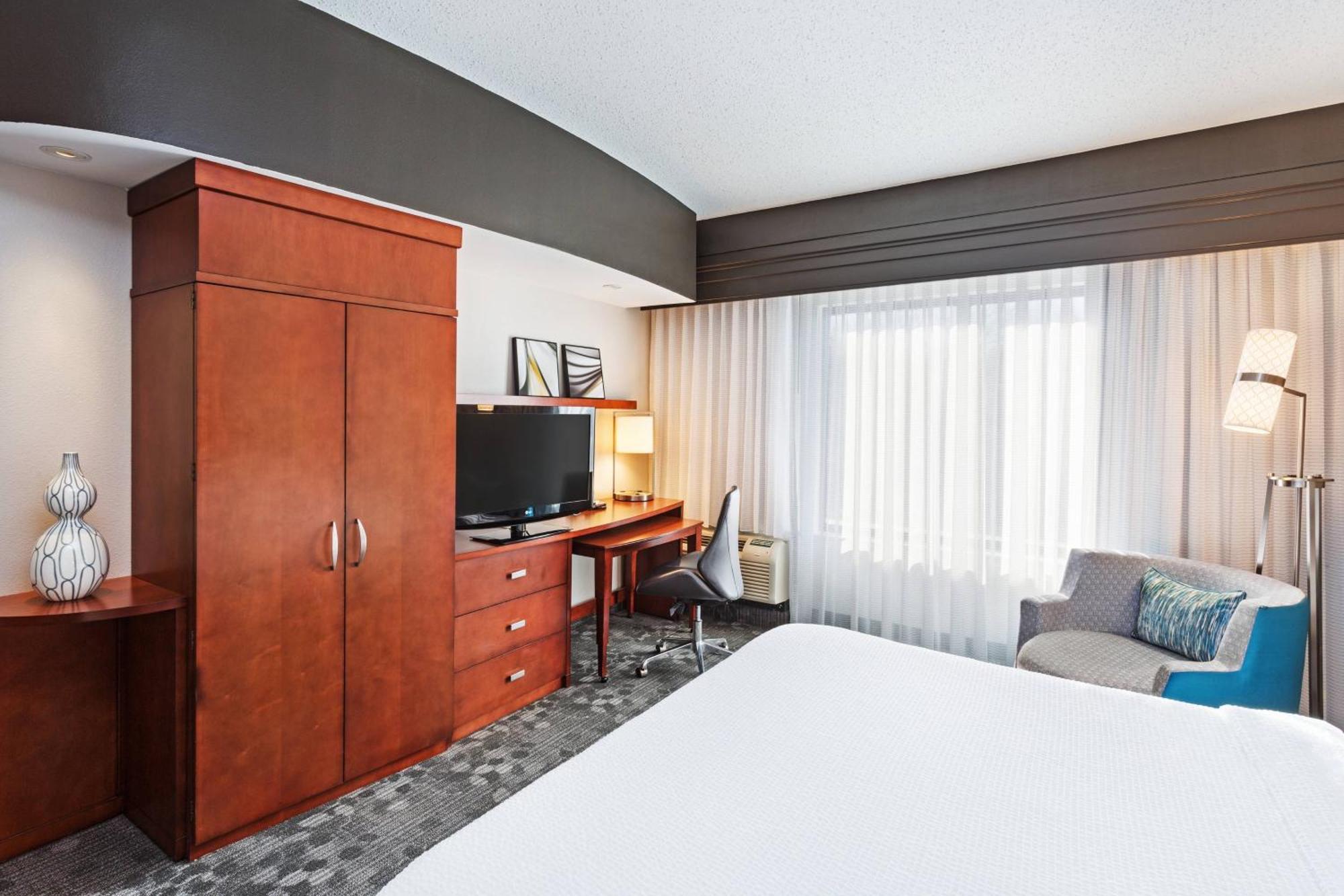 Courtyard By Marriott Knoxville Airport Alcoa Buitenkant foto