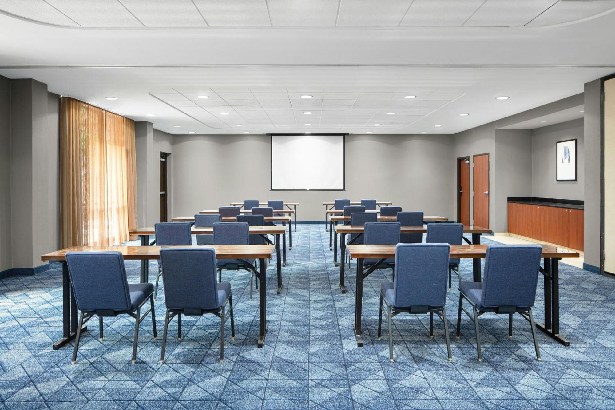 Courtyard By Marriott Knoxville Airport Alcoa Buitenkant foto